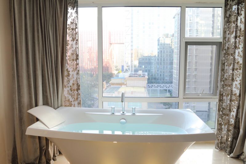 Elegant Bathtub Installations